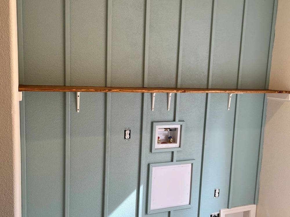 Reclaimed wood wall install